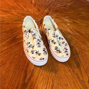 Vans Vintage Minnie Mouse Slip-On Shoe